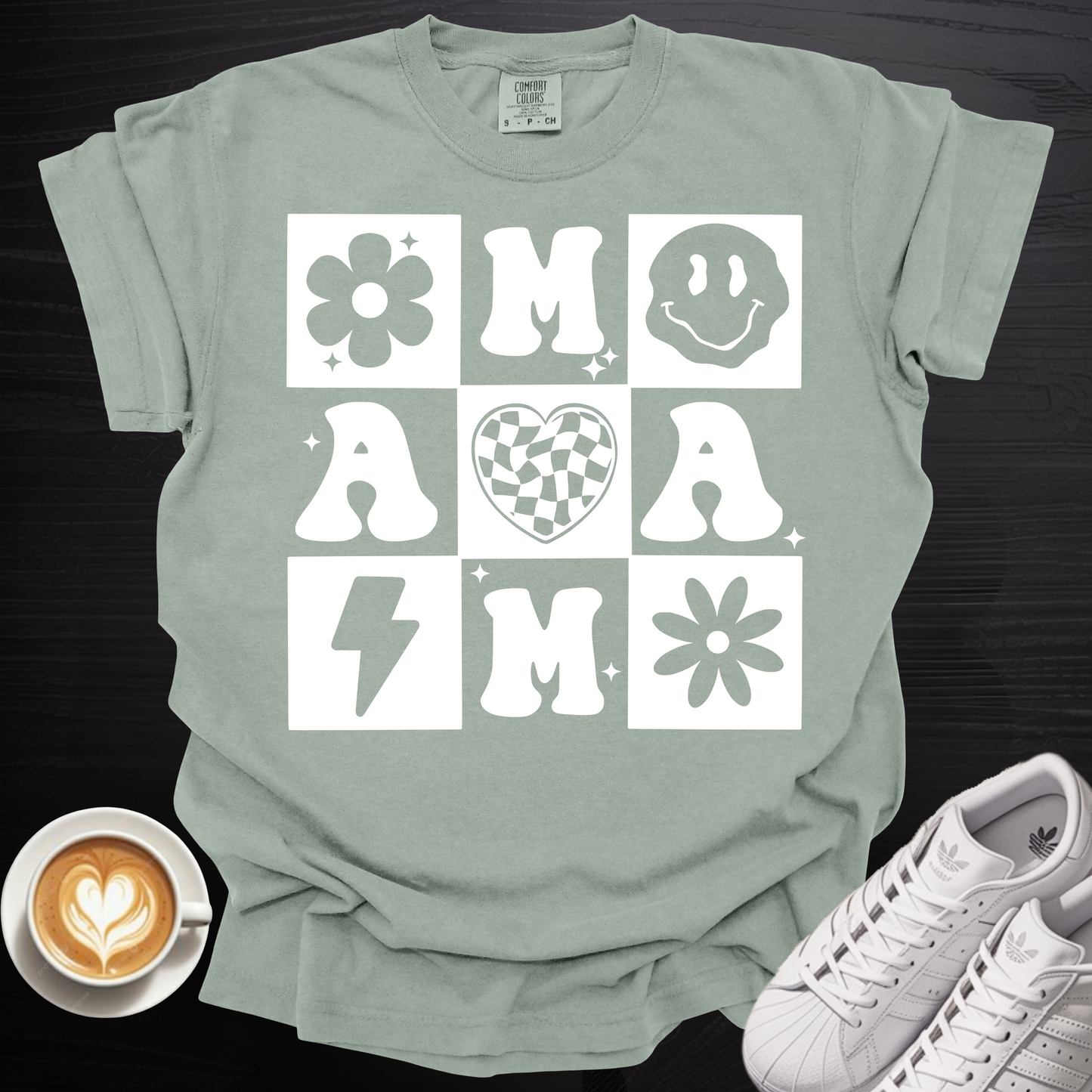'Retro Mama Collage' - Tee