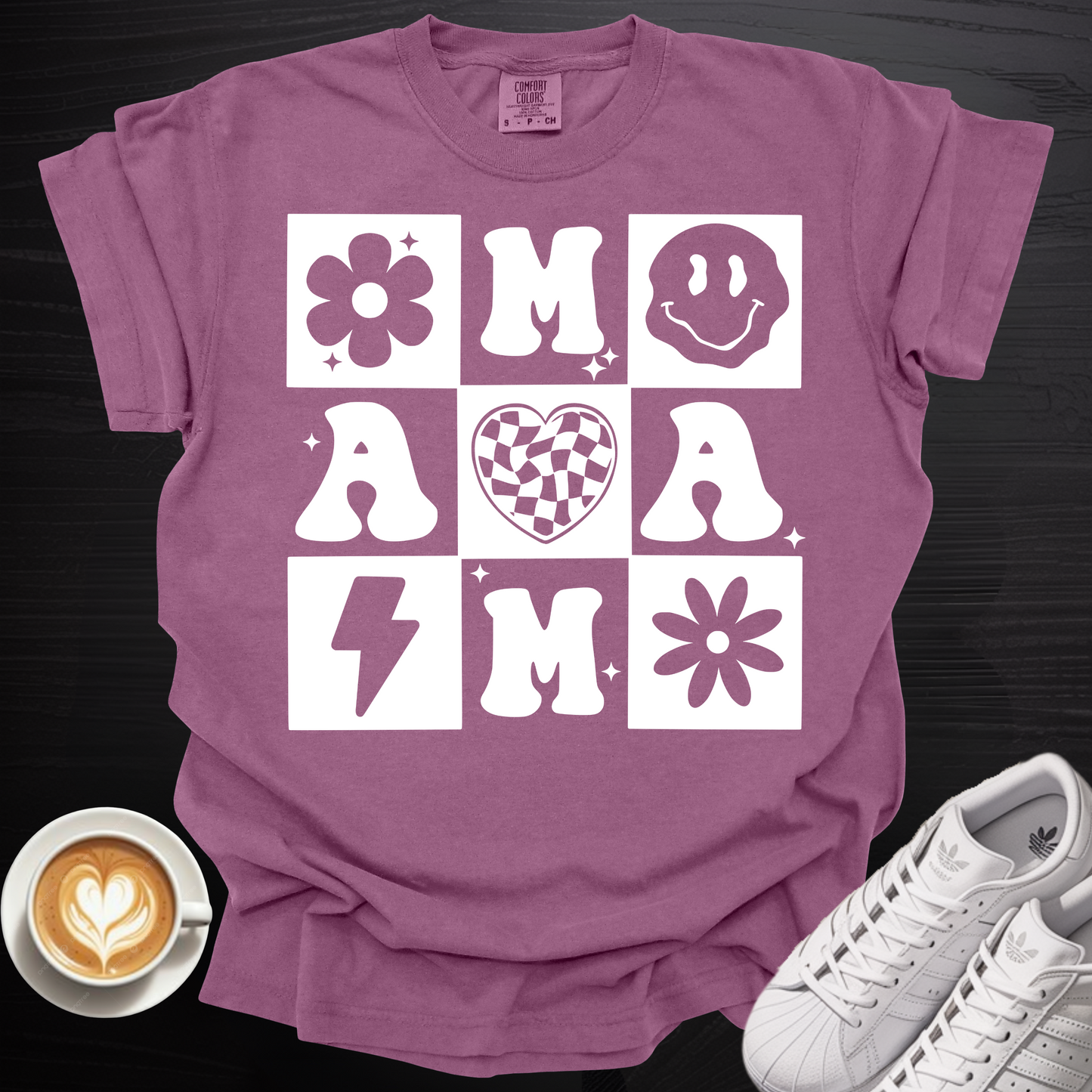 'Retro Mama Collage' - Tee