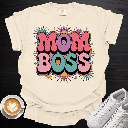 'Mom Boss' - Tee